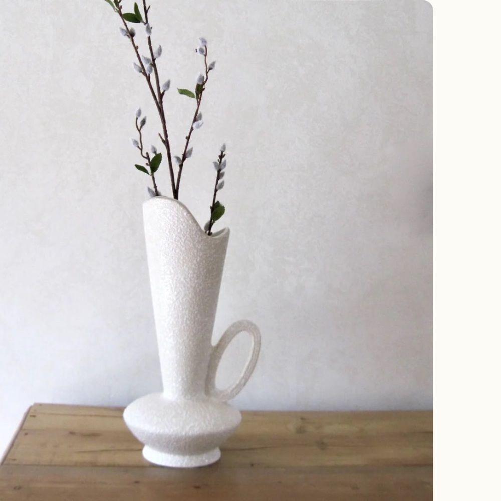 50s Mid Century Cream as a s Splatter Paint Pitcher Deep Lip Large